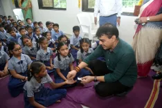 गुजरात डीवर्मिंग अभियान: 1.84 करोड़ बच्चों को दवा देने का लक्ष्य, गांधीनगर में राज्य-स्तरीय कार्यक्रम