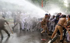 मुख्य चुनाव आयुक्त ज्ञानेश कुमार के खिलाफ कांग्रेस का राष्ट्रव्यापी प्रदर्शन, इस्तीफे और गिरफ्तारी की मांग
