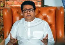 मराठी लोगों के दबाव के कारण ही सरकार ने फैसला वापस लिया : राज ठाकरे