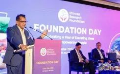 भारत को स्मार्टफोन निर्यात की सफलता को कई और मैन्युफैक्चरिंग इंडस्ट्रीज में दोहराना चाहिए : अमिताभ कांत  