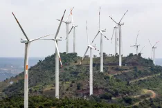 भारत की विंड एनर्जी क्षमता 57,443 मेगावाट पर पहुंची, FY2025-26 में 106 अरब यूनिट बिजली उत्पादन
