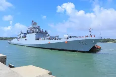 आईएनएस तरकश मोम्बासा पहुंचा, भारत केन्या समुद्री सहयोग को मिली नई मजबूती