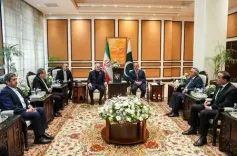 ईरान-अमेरिका वार्ता: पाकिस्तान बना मध्यस्थ, सीधी बातचीत से तेहरान का इनकार