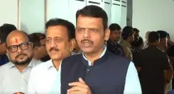 मराठा आरक्षण: फडणवीस बोले- 14 में से 12 मांगें मानी, जरांगे पाटिल का मुंबई कूच जारी