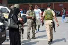 दक्षिण कश्मीर में आतंक-रोधी छापेमारी: CIK ने कुलगाम और शोपियां में दबोचा आतंकी नेटवर्क
