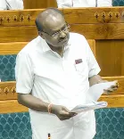 कर्नाटक मंत्री डी. सुधाकर वेंटिलेटर पर, बेटे सुहान ने कुमारस्वामी की टिप्पणी को बताया अनुचित