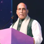 राजनाथ सिंह का एमएसएमई को आह्वान: 'मेक इन इंडिया, मेक फॉर द वर्ल्ड' बने मैन्युफैक्चरिंग विजन की नींव