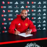 मैनचेस्टर यूनाइटेड ने ब्रायन म्ब्यूमो के साथ 5 साल का अनुबंध किया