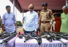 मणिपुर CM युमनाम खेमचंद सिंह का अल्टीमेटम: 15 दिन में जमा करें अवैध हथियार, वरना होगी सख्त कार्रवाई
