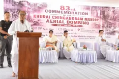 मणिपुर के मुख्यमंत्री ने द्वितीय विश्व युद्ध के नायक और हालिया बम हमले के पीड़ितों को याद किया