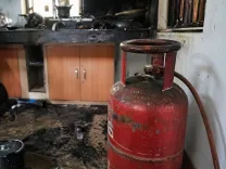 ब्यावरा में गैस सिलेंडर विस्फोट: सुरेंद्र सिंह भल्ला की मौत, पत्नी गंभीर