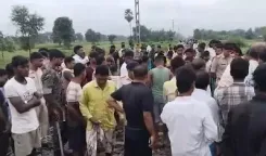 क्या बिहार के पूर्णिया में ट्रेन की चपेट में आने से चार की मौत हुई?