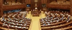 केरल स्वास्थ्य मंत्री मुरलीधरन का विपक्ष पर तंज: 'सत्ता खोने की कोई दवा नहीं', विधानसभा में हंगामा