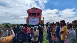 भारत-नेपाल रेल इतिहास: कोलकाता से बीरतनगर पहुँची पहली सीधी कंटेनर मालगाड़ी, 40 वैगनों में कनोला खेप