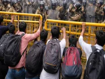 जयपुर: राजस्थान विश्वविद्यालय में एनएसयूआई और पुलिस के बीच विवाद, सेमिनार पर उठा सवाल