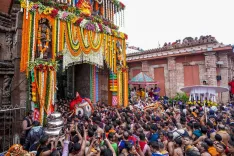 पुरी रथ यात्रा में भगदड़ जैसी स्थिति: एक बुजुर्ग की मौत, करीब 200 श्रद्धालु अस्पताल में भर्ती