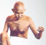 क्या गांधी-शास्त्री के आदर्शों पर चलकर आत्मनिर्भर भारत का सपना साकार होगा?