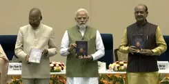 रामनाथ कोविंद की आत्मकथा 'ट्रायम्फ ऑफ द इंडियन रिपब्लिक' का विमोचन, PM मोदी और ओम बिरला रहे मौजूद