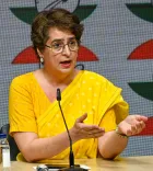 प्रियंका गांधी की राम मंदिर चंदा चोरी मामले में निष्पक्ष जांच की मांग, दिग्विजय सिंह ने FIR की माँगी