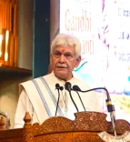 गांधी जयंती पर एलजी मनोज सिन्हा का संदेश: तकनीकी प्रगति में करुणा और कमजोर वर्गों की चिंता ज़रूरी