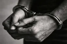 बिहार: सिंगरौली लूट के मुख्य आरोपी की गिरफ्तारी, लाखों की नकदी और सोना बरामद