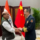 राजनाथ सिंह ने चीनी रक्षा मंत्री से मुलाकात की, कहा- दोनों पक्षों को सकारात्मक गति बनाए रखनी चाहिए