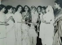 सायरा बानो ने गुरु रोशन कुमारी को दी श्रद्धांजलि — 'कुछ रिश्ते मौत से नहीं टूटते'