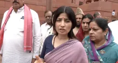 नीट पेपर लीक: सपा सांसदों का संसद से जंतर-मंतर तक मार्च, डिंपल यादव बोलीं — सरकार सुनने को तैयार नहीं