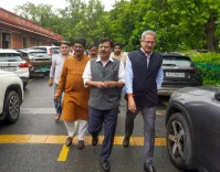 संजय राउत का CEC ज्ञानेश कुमार पर महाभियोग और मकोका की धमकी, चुनाव आयोग को बताया 'माफिया संगठन'