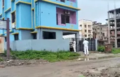कोलकाता के न्यू टाउन गेस्ट हाउस में छापा: ₹2.20 करोड़ नकद बरामद, महिला समेत 7 गिरफ्तार