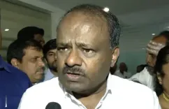 कुमारस्वामी का राहुल गांधी पर निशाना: 'चुनाव आयोग विरोध पर सचमुच तरस आता है'