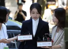 दक्षिण कोरिया: जेल में बंद पूर्व राष्ट्रपति की पत्नी किम विशेष वकील के समक्ष हुईं पेश