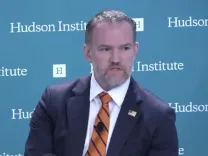 अमेरिका ने चीन के व्यापार संबंधों को स्थिर बताया, सुधार की आवश्यकता जताई