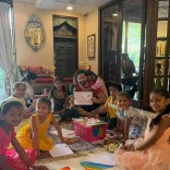 नवरात्रि पर वरुण धवन ने कंजक कन्याओं संग बिताया खास वक्त, सोशल मीडिया पर साझा की तस्वीर
