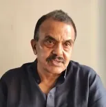 क्या हिंदू परंपराओं के खिलाफ खड़े लोगों को इतिहास से सीख लेनी चाहिए? : संजय निरुपम