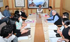 HP CM Office Meets Foreign MBBS Grads Hit by COVID Online Classes
