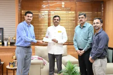 ICAI hands ₹1,02,001 to Assam CM Relief Fund
