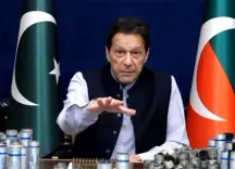 इमरान खान की बहनों पर पुलिस कार्रवाई से बवाल, पूर्व राष्ट्रपति अल्वी ने पूछा 'कसूर था क्या?'