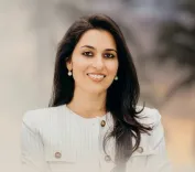 Pia Dandiya wins Florida Democratic primary, eyes historic Congress seat