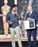 क्या अनुपम खेर और सिकंदर खेर ने इंडियन स्ट्रीमिंग अकादमी अवॉर्ड शो में सुर्खियां बटोरीं?