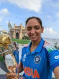 How Did the Indian Women's Team Receive a Warm Welcome in Delhi?