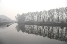 Will the Intense Cold Wave Persist Across Kashmir Without Snowfall Until Mid-December?