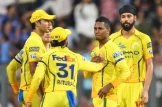 आईपीएल 2026: अकील हुसैन के 4 विकेट, सीएसके ने वानखेड़े में एमआई को 103 रनों से धोया