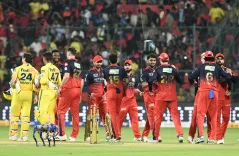 आईपीएल 2026: आरसीबी ने सीएसके को हराकर अंकतालिका में शीर्ष स्थान पर किया कब्जा, ऑरेंज और पर्पल कैप किसके पास?