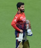 आरसीबी का स्वामित्व बदल गया: कप्तान रजत पाटीदार के साथ खेल चुके हैं नए चेयरमैन