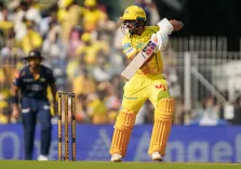 ऐतिहासिक! ऋतुराज गायकवाड़ ने आईपीएल में जड़े 100 छक्के, सीएसके के चौथे बल्लेबाज बने