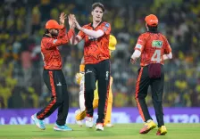 IPL 2026: SRH और GT ने प्लेऑफ में जगह पक्की की, CSK की उम्मीदें आखिरी मैच पर टिकीं