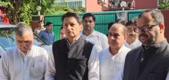 क्या आईपीएस पूरन कुमार के परिजनों से मिले दीपेंद्र हुड्डा, दोषियों के खिलाफ कार्रवाई की मांग?