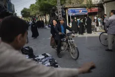 ईरान में सैन्य संघर्ष: 1,500 से ज्यादा मौतें और 32 लाख लोग बेघर