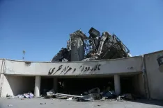 ईरानी कमांडर ने अमेरिका-इज़रायल को बुनियादी ढांचे पर हमले की दी गंभीर चेतावनी